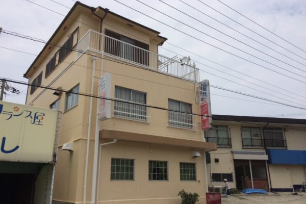 大阪府岸和田市　Ｉ様　喫茶店舗・貸店舗棟　外壁塗装・屋根塗装 (1)