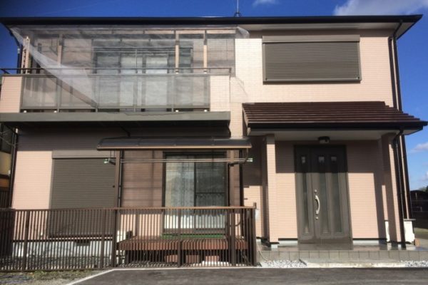 大阪府貝塚市　Ｙ様邸　外壁塗装・屋根塗装・基礎塗装・付帯部塗装 (1)